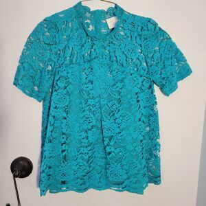 Anthropologie Lace Mockneck Top with Peplum Hem and Tank Liner Size 4